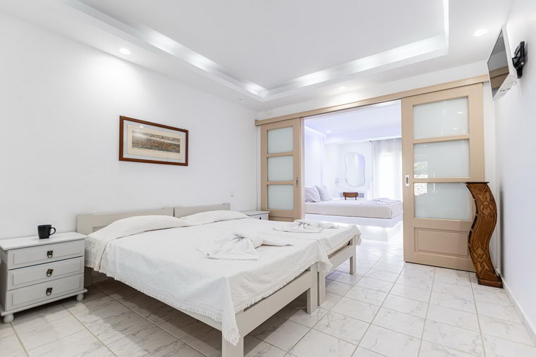 Ground floor apartments for 5 or 6